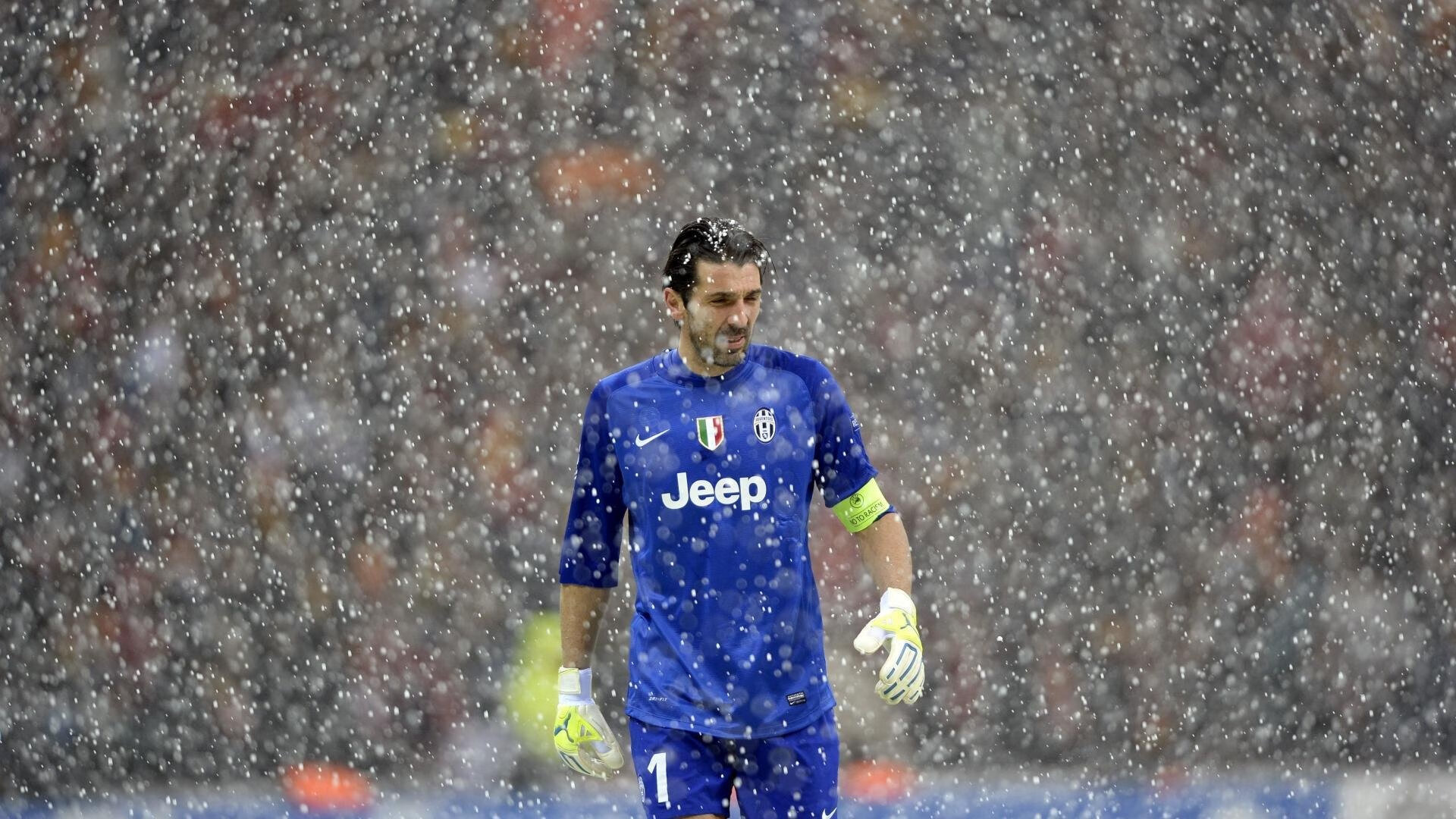 跨界合作推动足球主题文旅项目，打造城市新经济增长点，足球文化创意秀